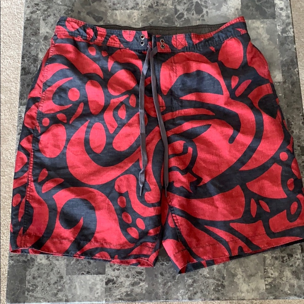 Men’s swim trunks